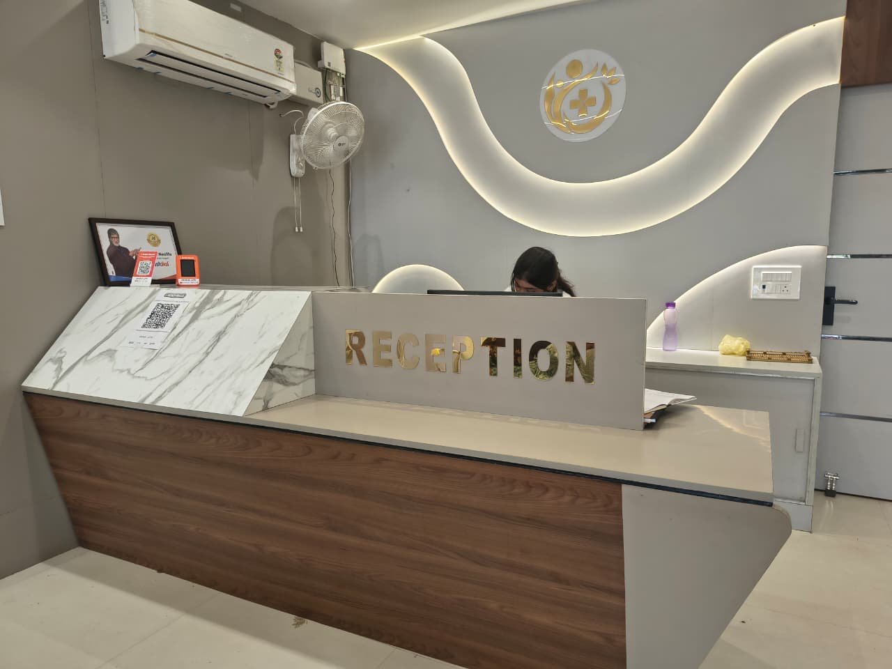 Reception and waiting area of Pragati Neolife Imaging & Diagnostic Centre, Bareilly